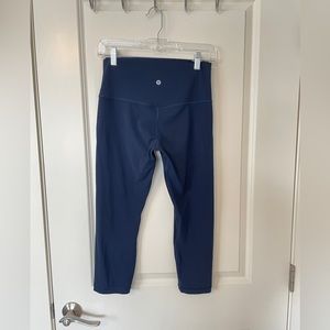 Lululemon Align Crop 21” size 8 True Navy